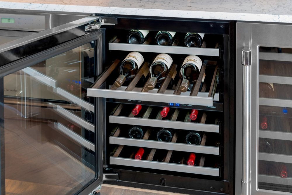 Thermador T24UW920LS 24-Inch Under-Counter Wine Reserve With Glass Door