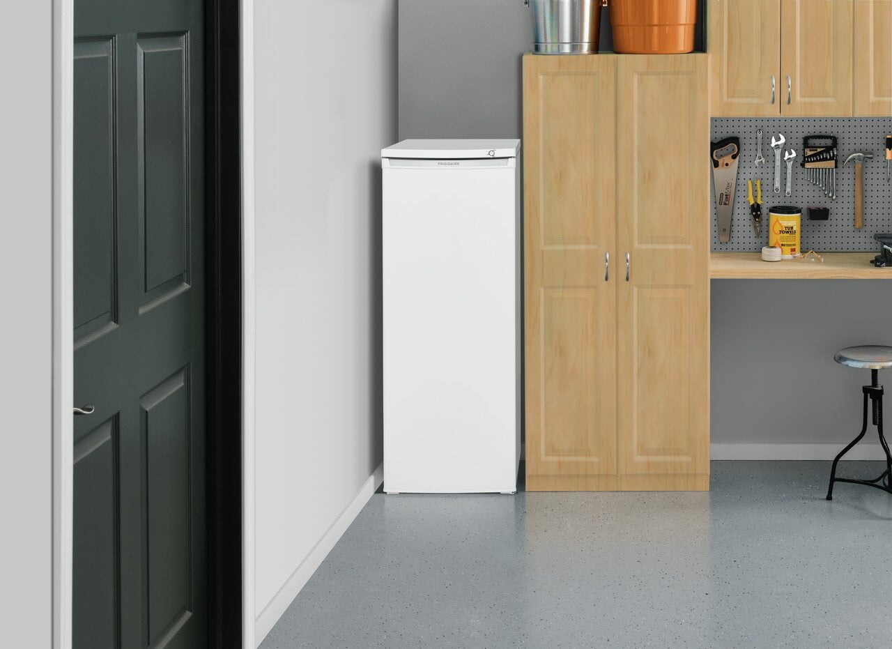 Frigidaire FFFU06M1TW Frigidaire 6 Cu. Ft. Upright Freezer