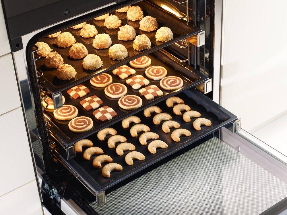 Miele HBB71 Hbb 71 - Genuine Miele Baking Tray With Perfectclean Finish.