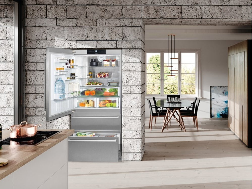 Liebherr CS2081 36" Fridge-Freezer With Nofrost
