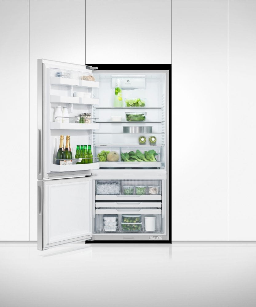 Fisher & Paykel RF170BLPUX6N Freestanding Refrigerator Freezer, 32", 17.5 Cu Ft, Ice & Water