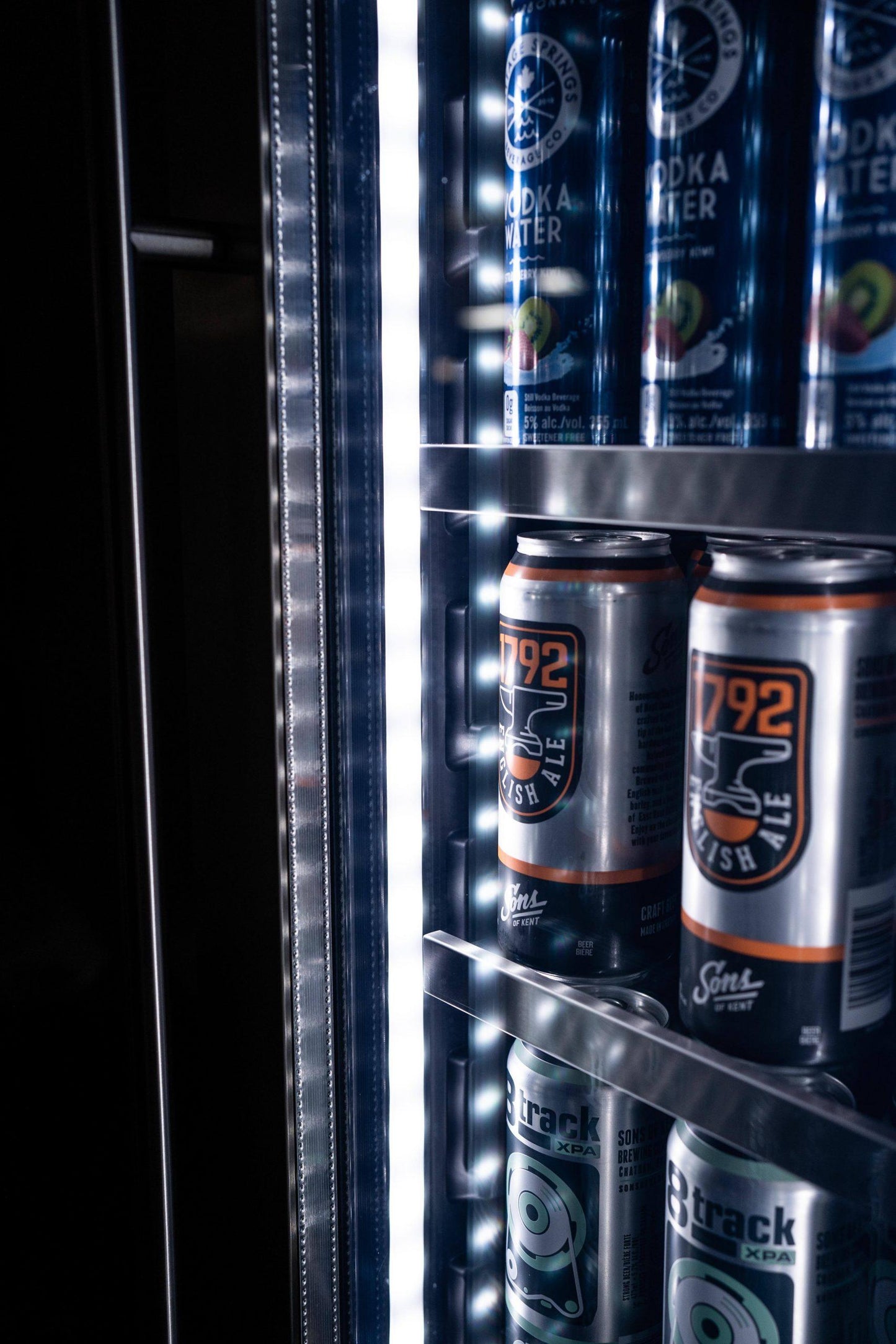 Silhouette SPRBC031D1SS Silhouette - 3.1 Cu. Ft. Built-In Under Counter Beverage Center