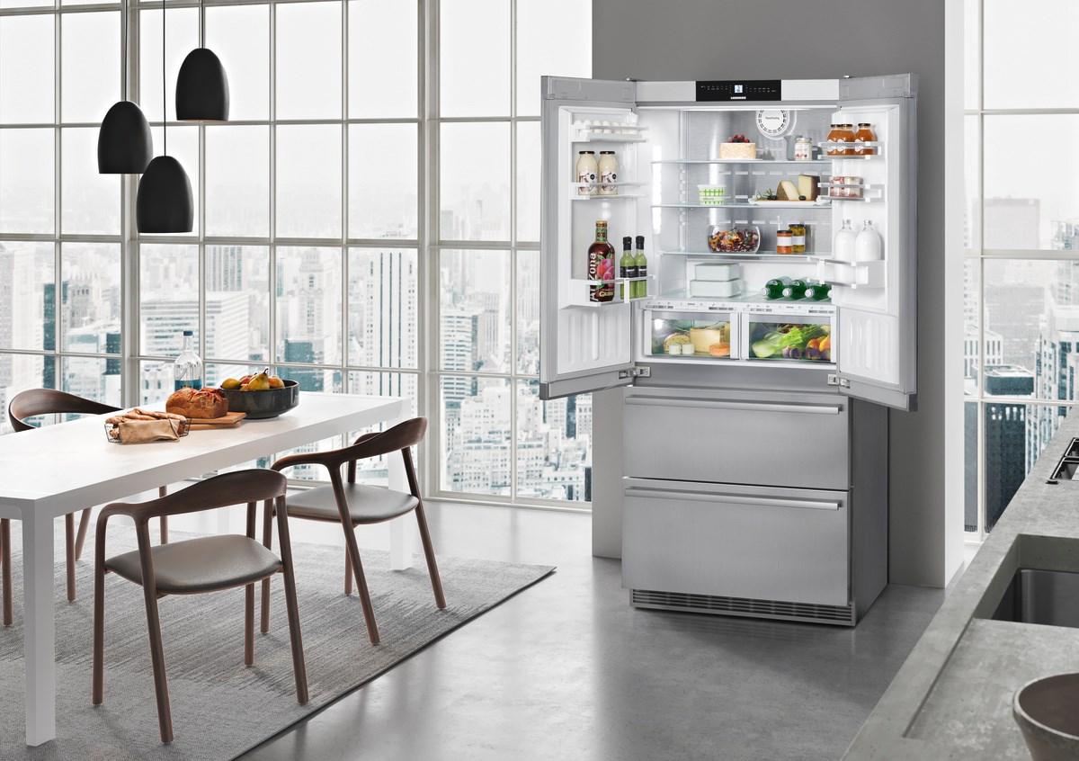 Liebherr CBS2092 Fridge-Freezer With Biofresh And Nofrost