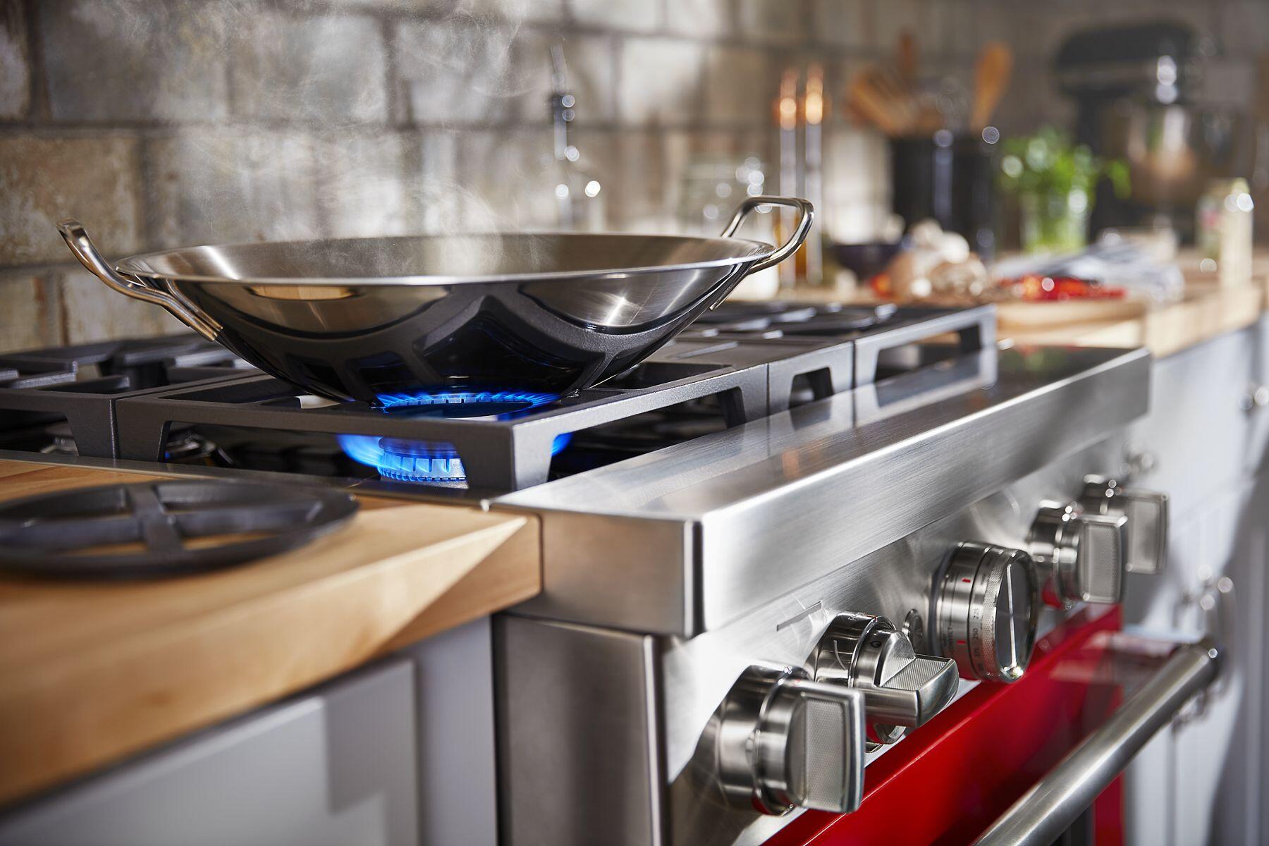 Kitchenaid KFDC500JPA Kitchenaid® 30'' Smart Commercial-Style Dual Fuel Range With 4 Burners - Passion Red