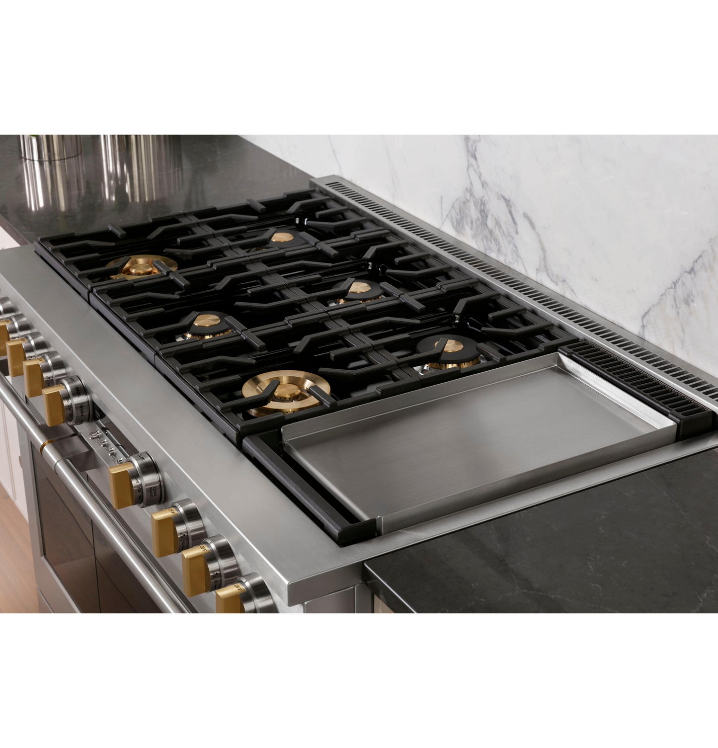 Monogram ZGP486NDTSS Monogram 48" All Gas Professional Range With 6 Burners And Griddle (Natural Gas)