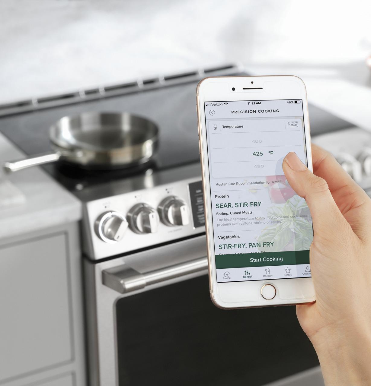 Cafe CHS90XP2MS1 Café™ 30" Smart Slide-In, Front-Control, Induction And Convection Range With In-Oven Camera