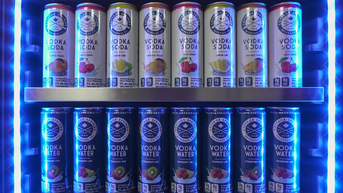 Silhouette SPRAR055D1SS Niagara - 5.5 Cu. Ft. Beverage Center