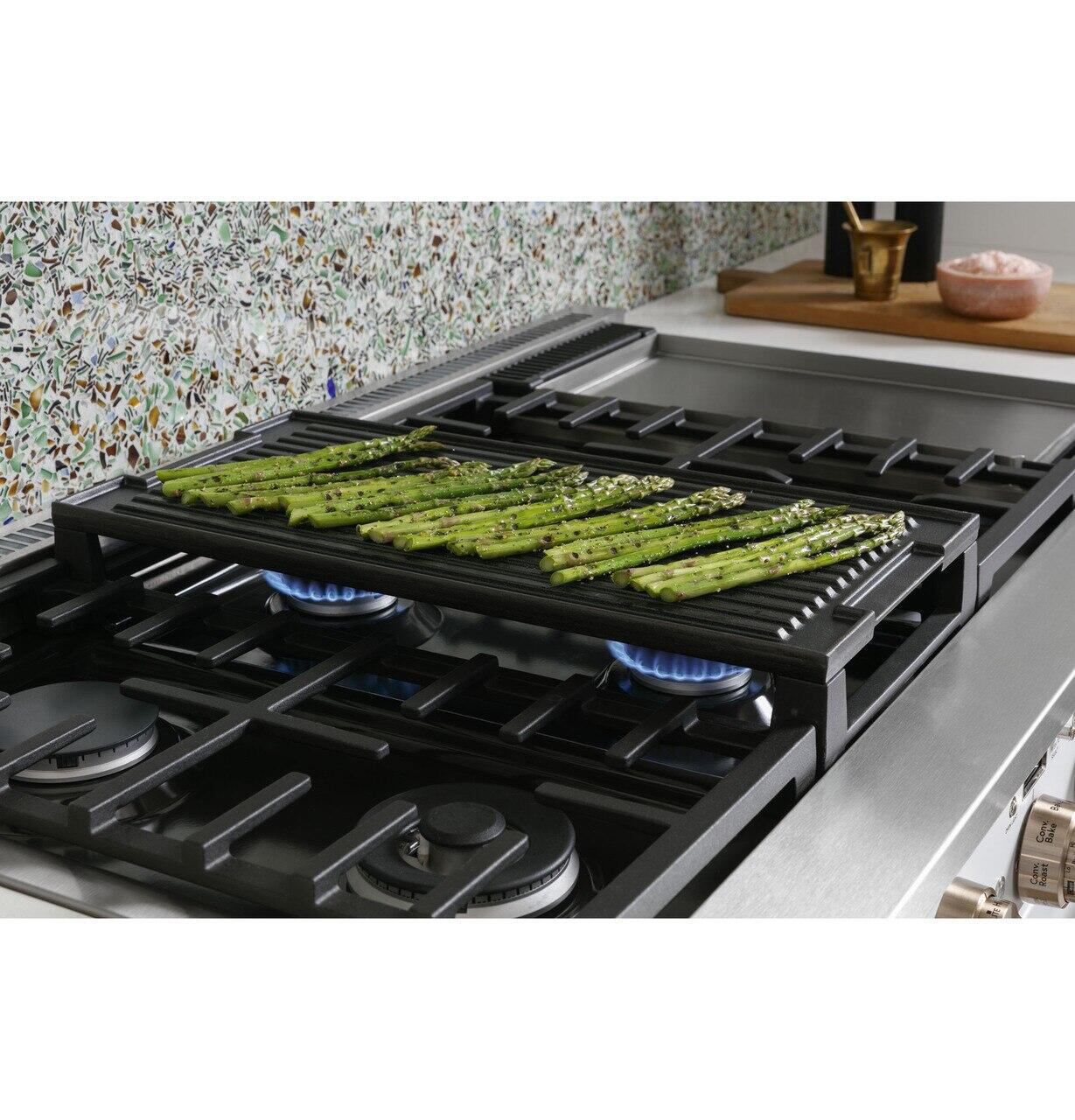Cafe C2Y486P3TD1 Café™ 48" Smart Dual-Fuel Commercial-Style Range With 6 Burners And Griddle (Natural Gas)
