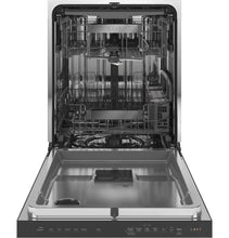 Cafe CDT805M5NS5 Café Stainless Steel Interior Dishwasher With Sanitize And Ultra Wash & Dry In Platinum Glass