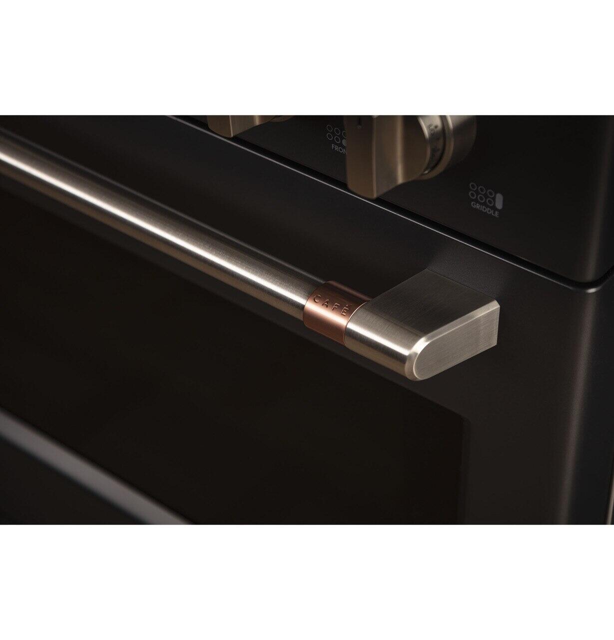 Cafe C2Y486P3TD1 Café™ 48" Smart Dual-Fuel Commercial-Style Range With 6 Burners And Griddle (Natural Gas)