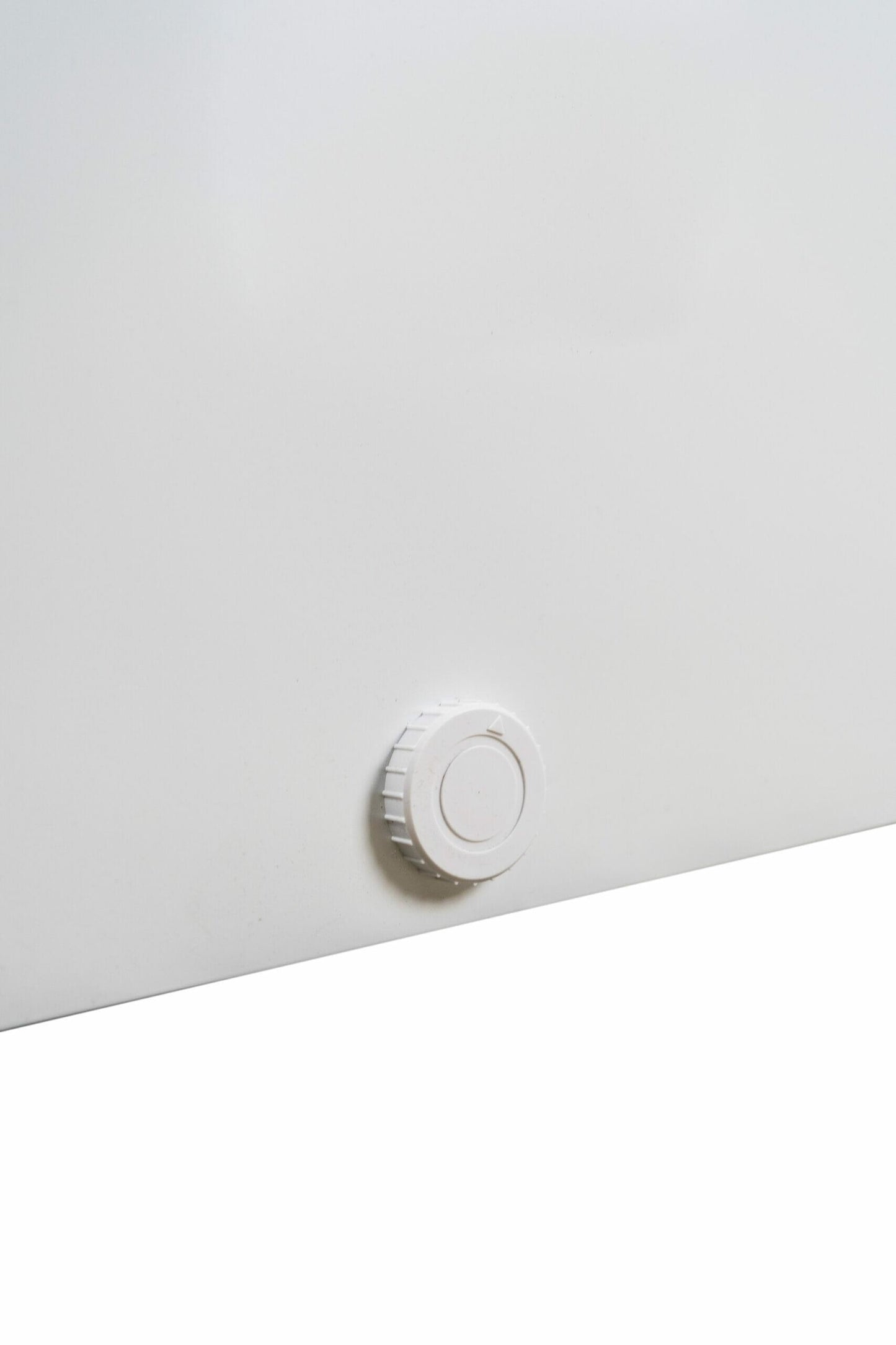 Danby DCF050A5WDB Danby 5.0 Cu. Ft. Square Model Chest Freezer Doe