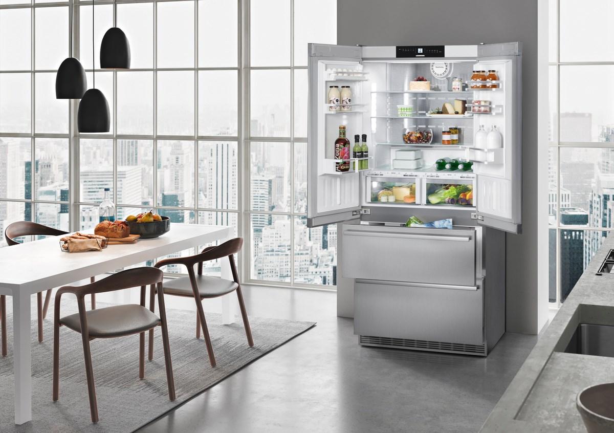 Liebherr CBS2092 Fridge-Freezer With Biofresh And Nofrost