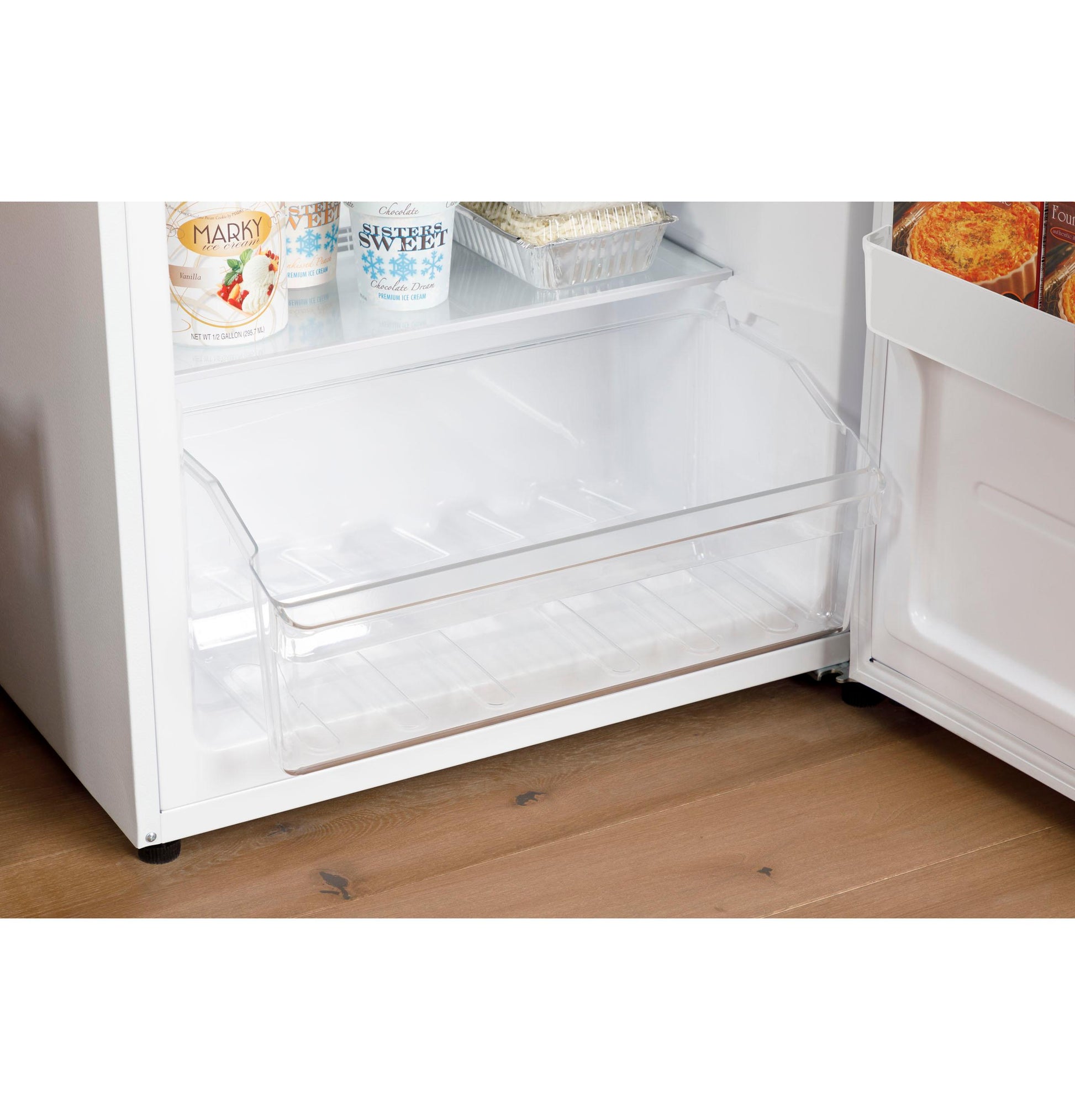 Hotpoint HUF13STRWW Hotpoint® 13 Cu. Ft. Frost-Free Upright Freezer
