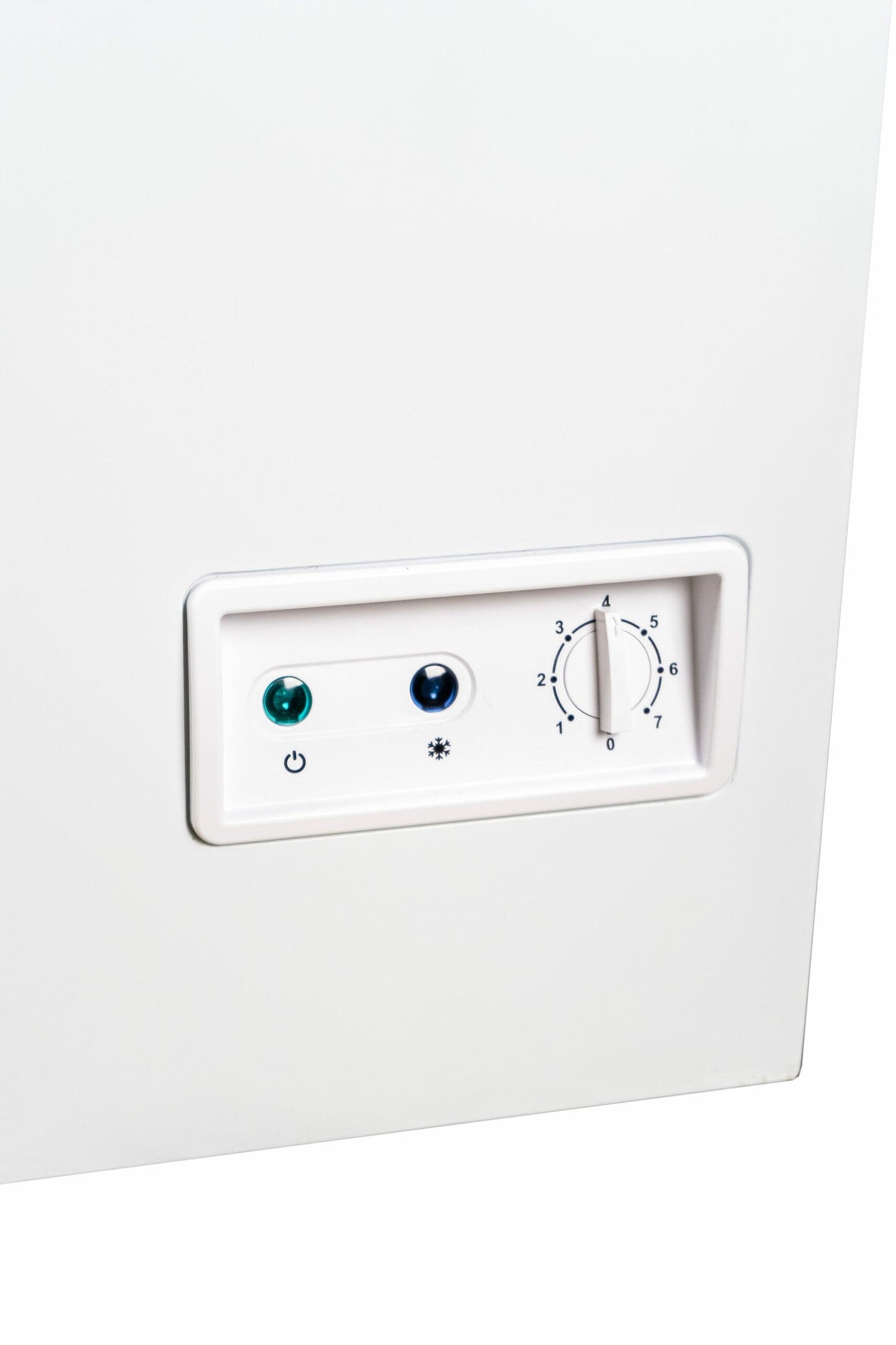 Danby DCF050A5WDB Danby 5.0 Cu. Ft. Square Model Chest Freezer Doe