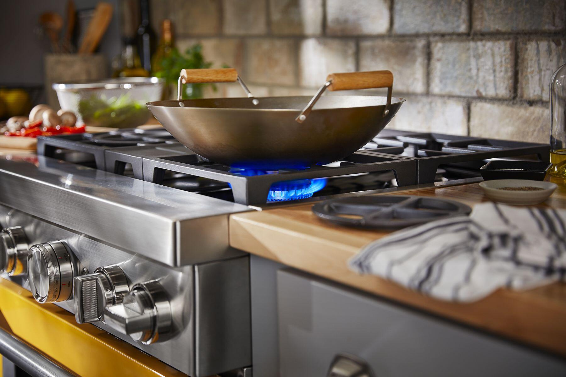 Kitchenaid KFDC500JYP Kitchenaid® 30'' Smart Commercial-Style Dual Fuel Range With 4 Burners - Yellow Pepper