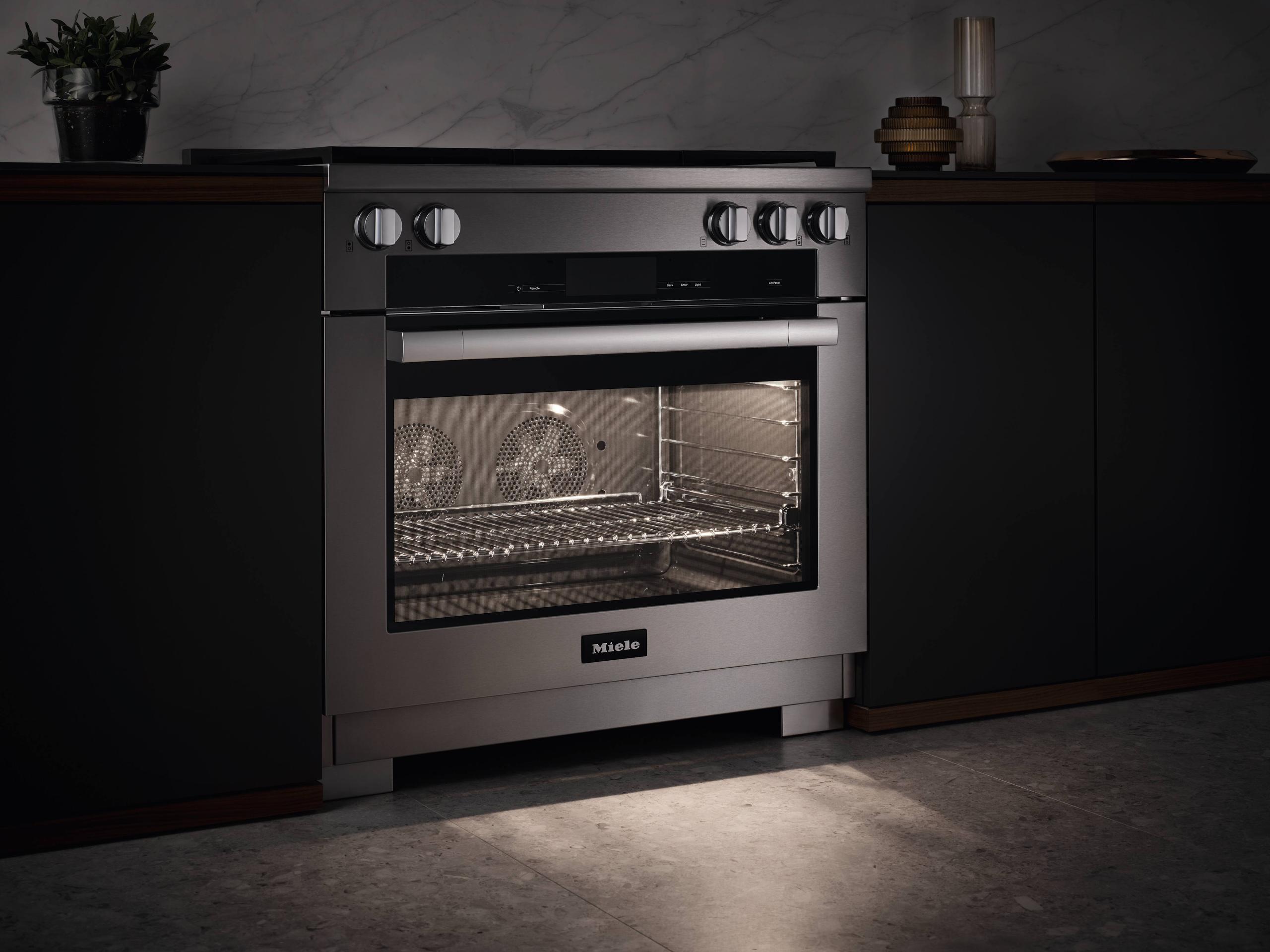 Miele HR19363GDFGDCLEANTOUCHSTEEL Hr 1936-3 G Df Gd - 36 Inch Range - The Dual Fuel All-Rounder With M Touch For The Highest Demands.