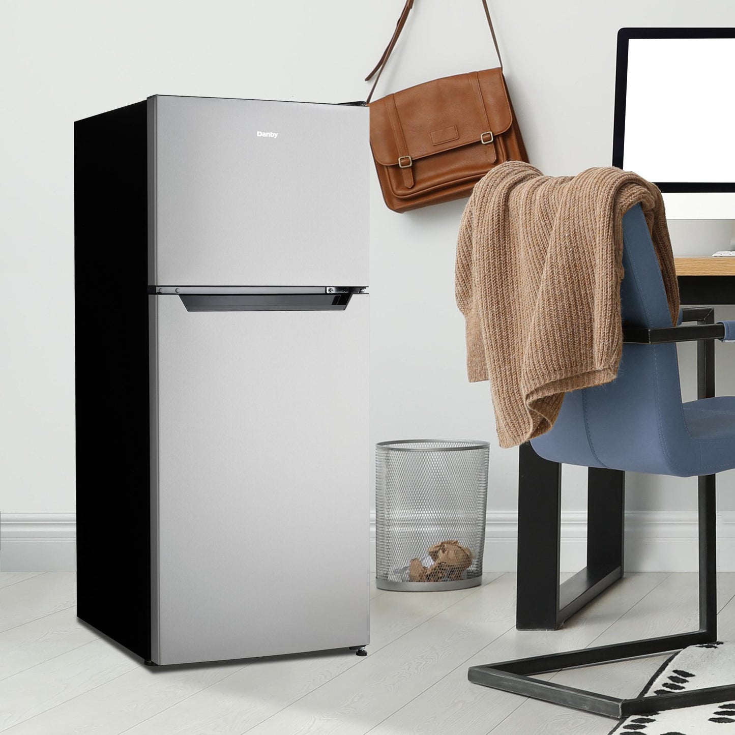 Danby DCRD042C1BSSDB Danby 4.2 Cu.Ft Compact Refrigerator