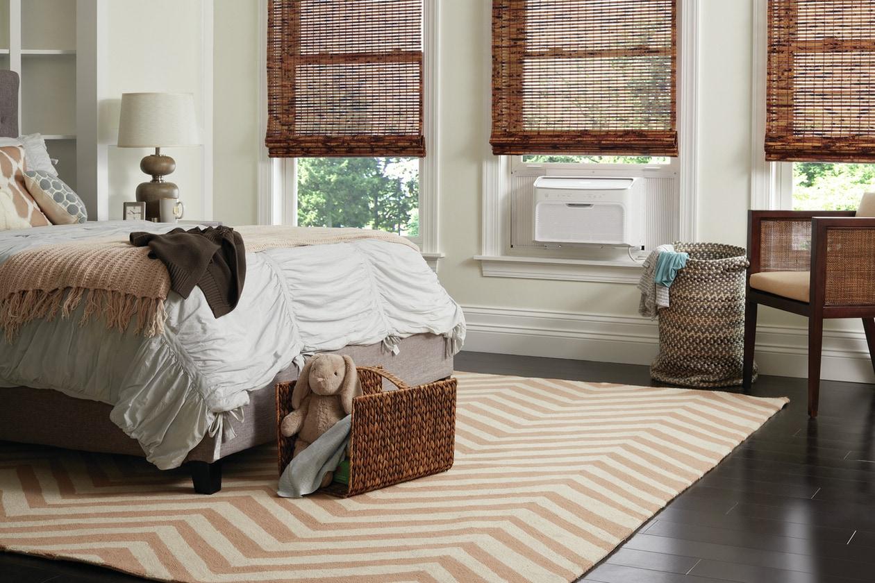 Frigidaire GHWQ083WC1 Frigidaire Gallery 8,000 Btu Inverter Quiet Temp Smart Room Air Conditioner