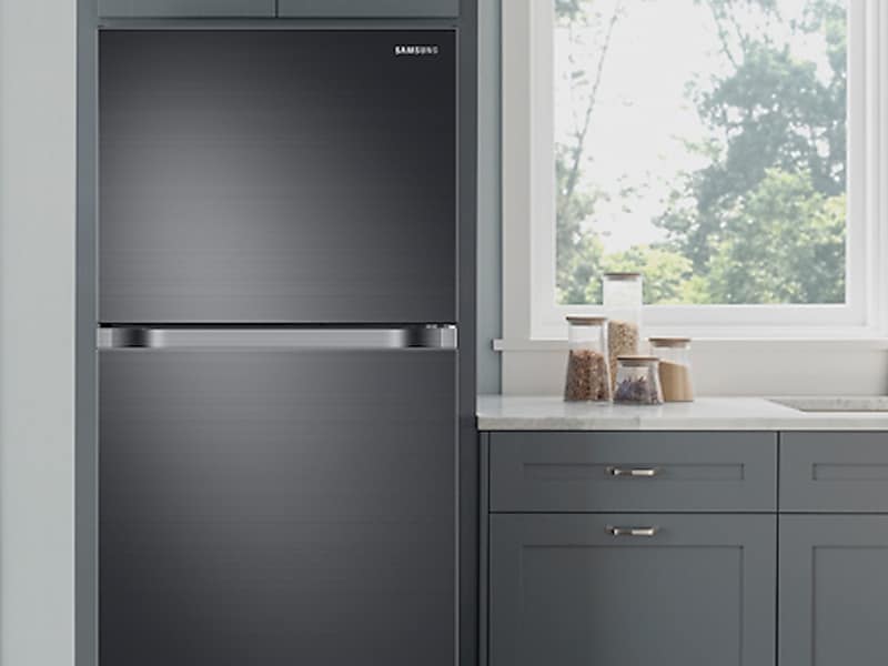 Samsung RT18M6213SG 18 Cu. Ft. Top Freezer Refrigerator With Flexzone™ In Black Stainless Steel