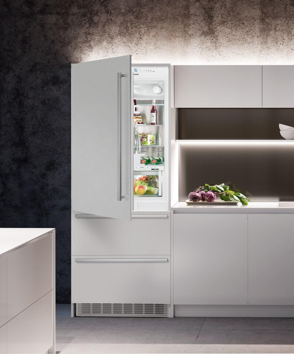 Liebherr HCB1591 Combined Refrigerator-Freezer With Biofresh And Nofrost For Integrated Use