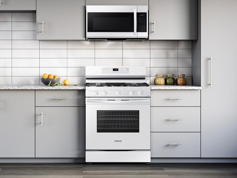 Samsung NX60A6111SW 6.0 Cu. Ft. Smart Freestanding Gas Range With No-Preheat Air Fry & Convection In White