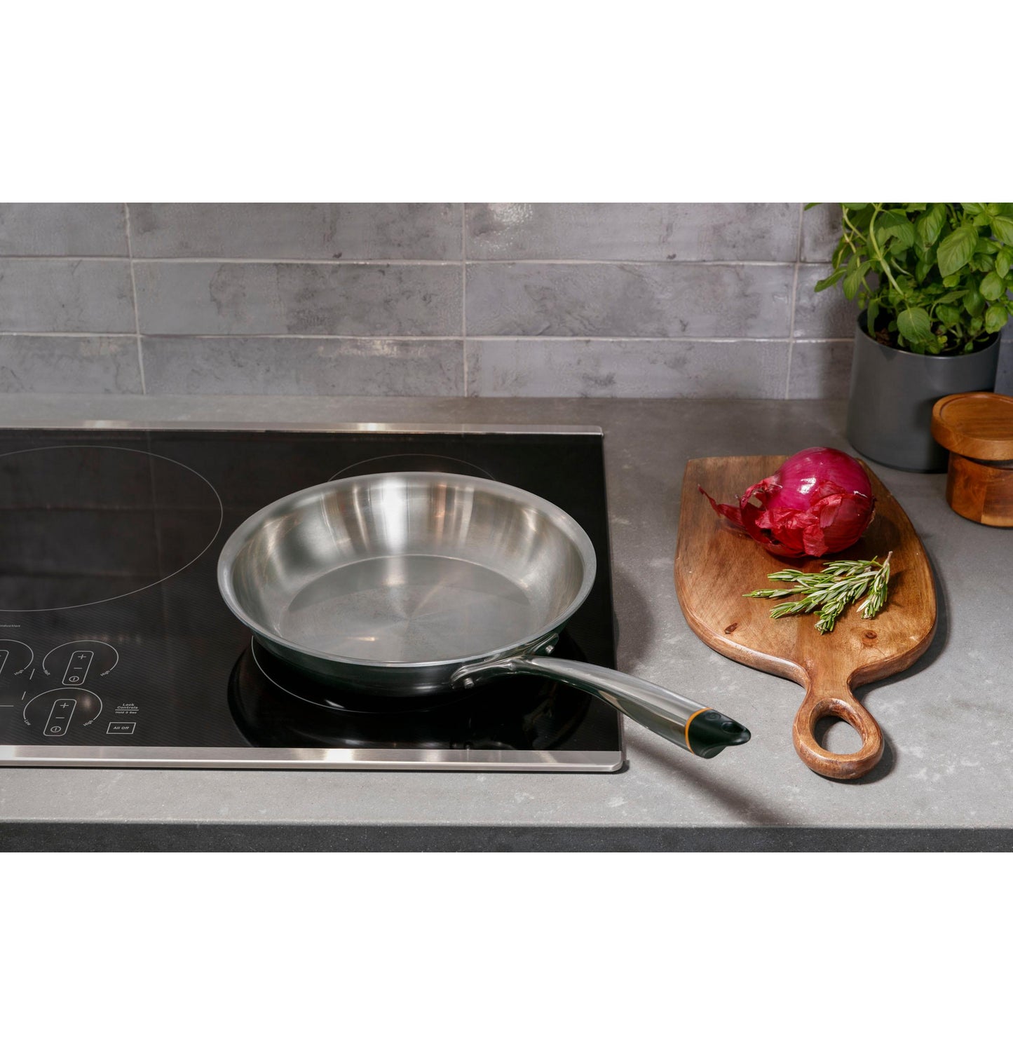 Ge Appliances PHP9030STSS Ge Profile™ 30" Built-In Touch Control Induction Cooktop