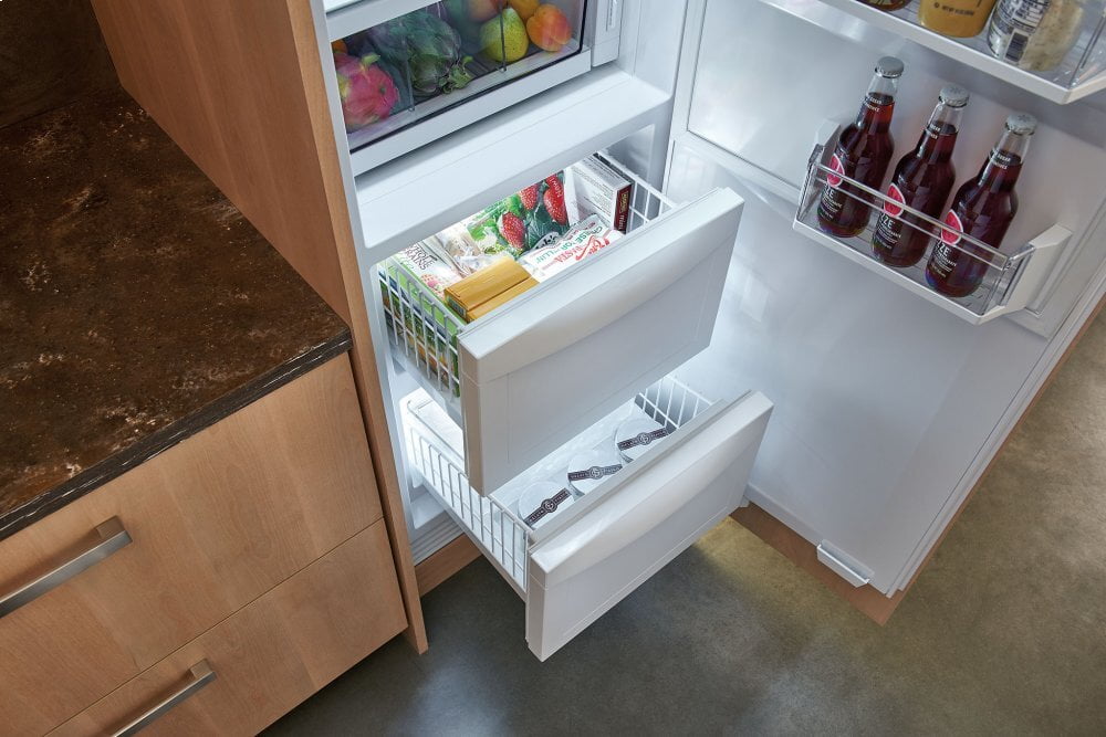 Sub-Zero IC24CILH 24" Designer Column Refrigerator/Freezer With Ice Maker - Panel Ready