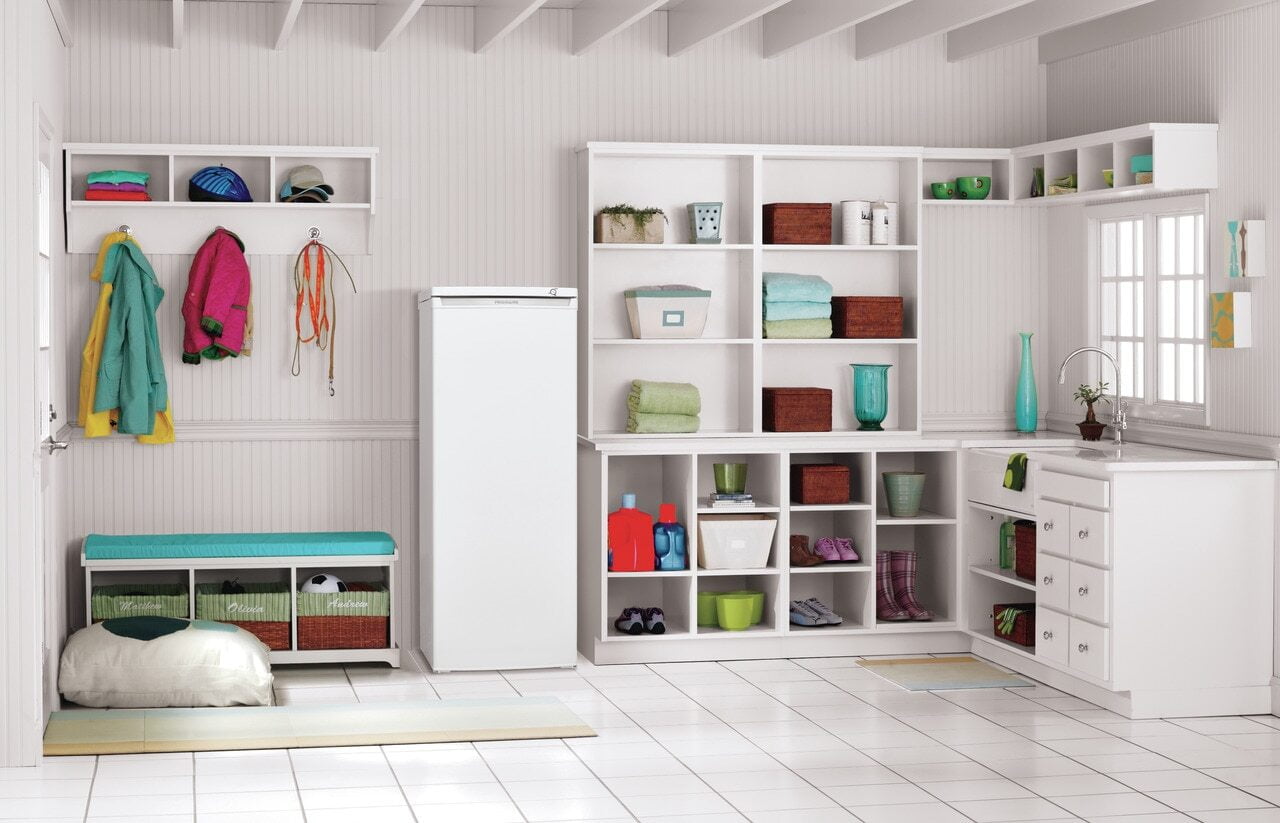 Frigidaire FFFU06M1TW Frigidaire 6 Cu. Ft. Upright Freezer