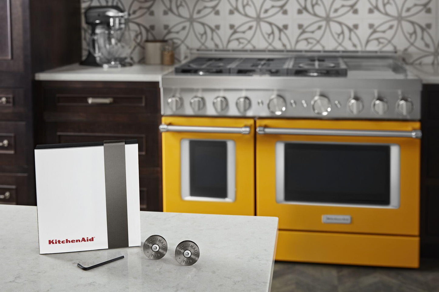 Kitchenaid W11368841BO Kitchenaid® Commercial-Style Range Handle Medallion Kit - Black