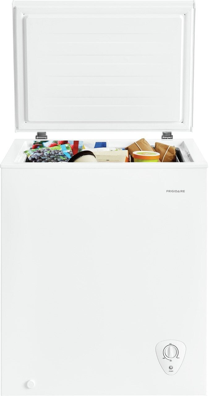 Frigidaire FFFC05M2UW Frigidaire 5 Cu. Ft. Chest Freezer