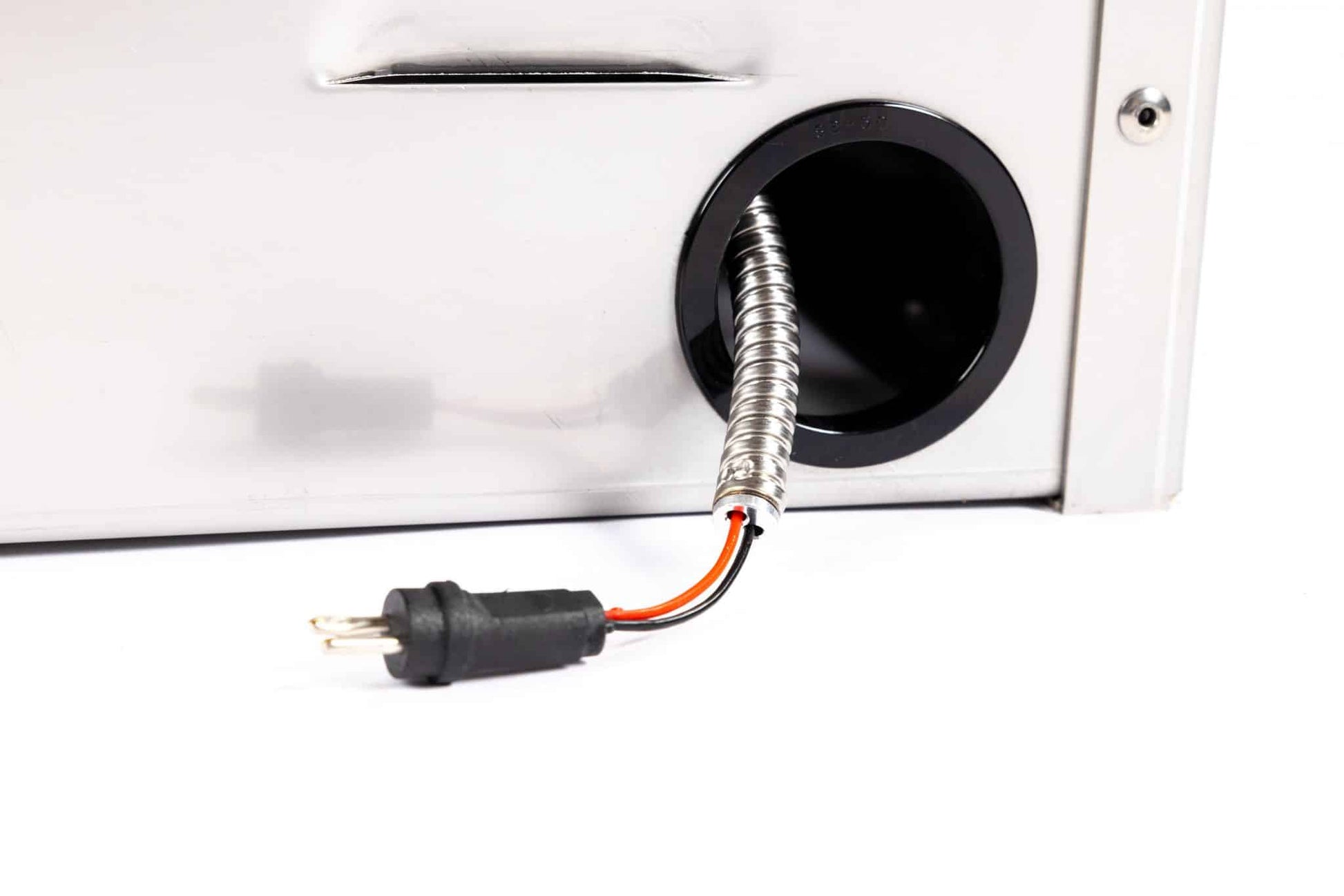 Coyote C1FTG30LP 30" Flat Top Grill Built-In; Lp