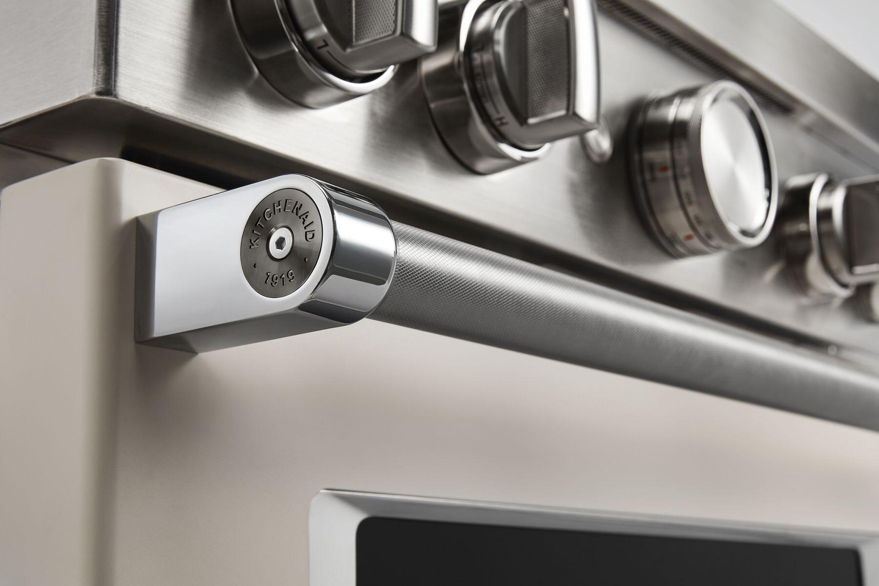 Kitchenaid W11368841BO Kitchenaid® Commercial-Style Range Handle Medallion Kit - Black