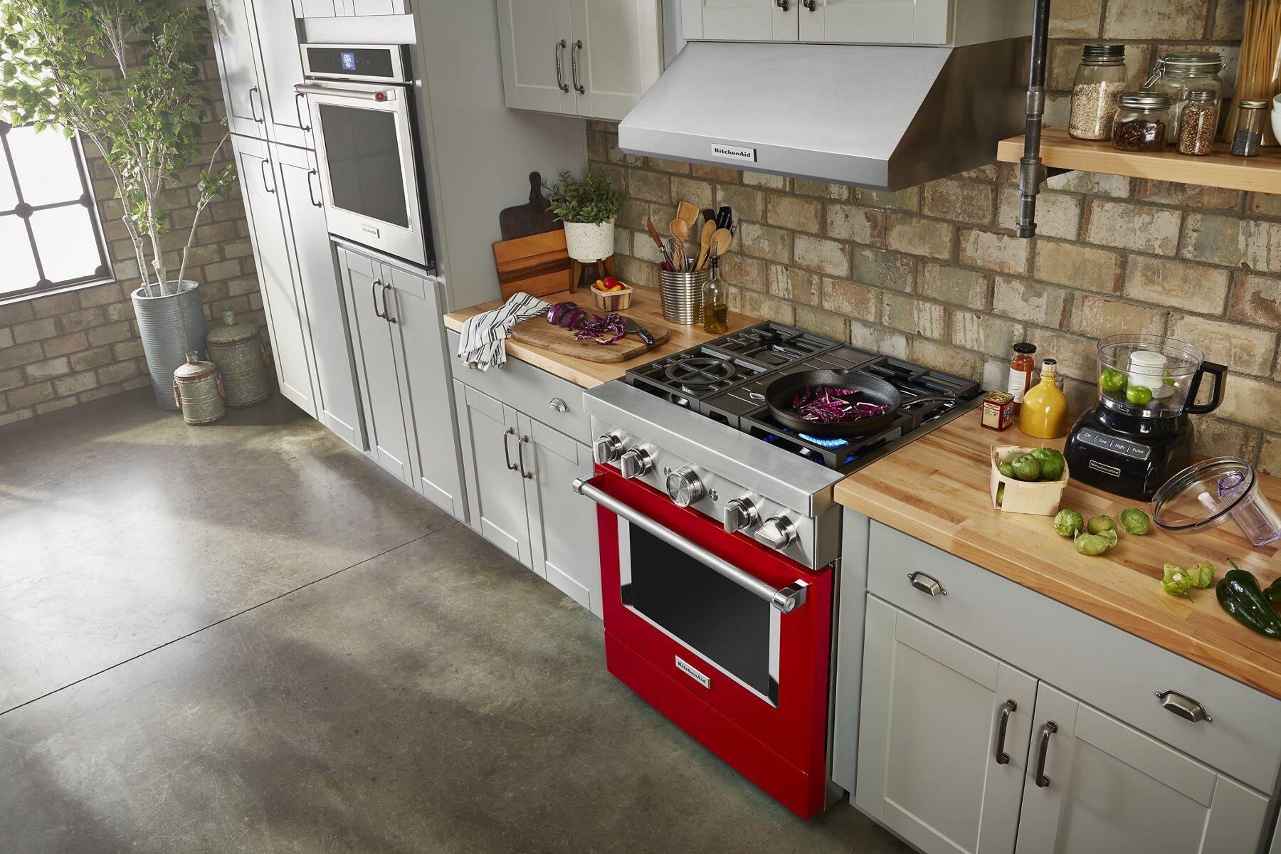 Kitchenaid KFDC500JPA Kitchenaid® 30'' Smart Commercial-Style Dual Fuel Range With 4 Burners - Passion Red