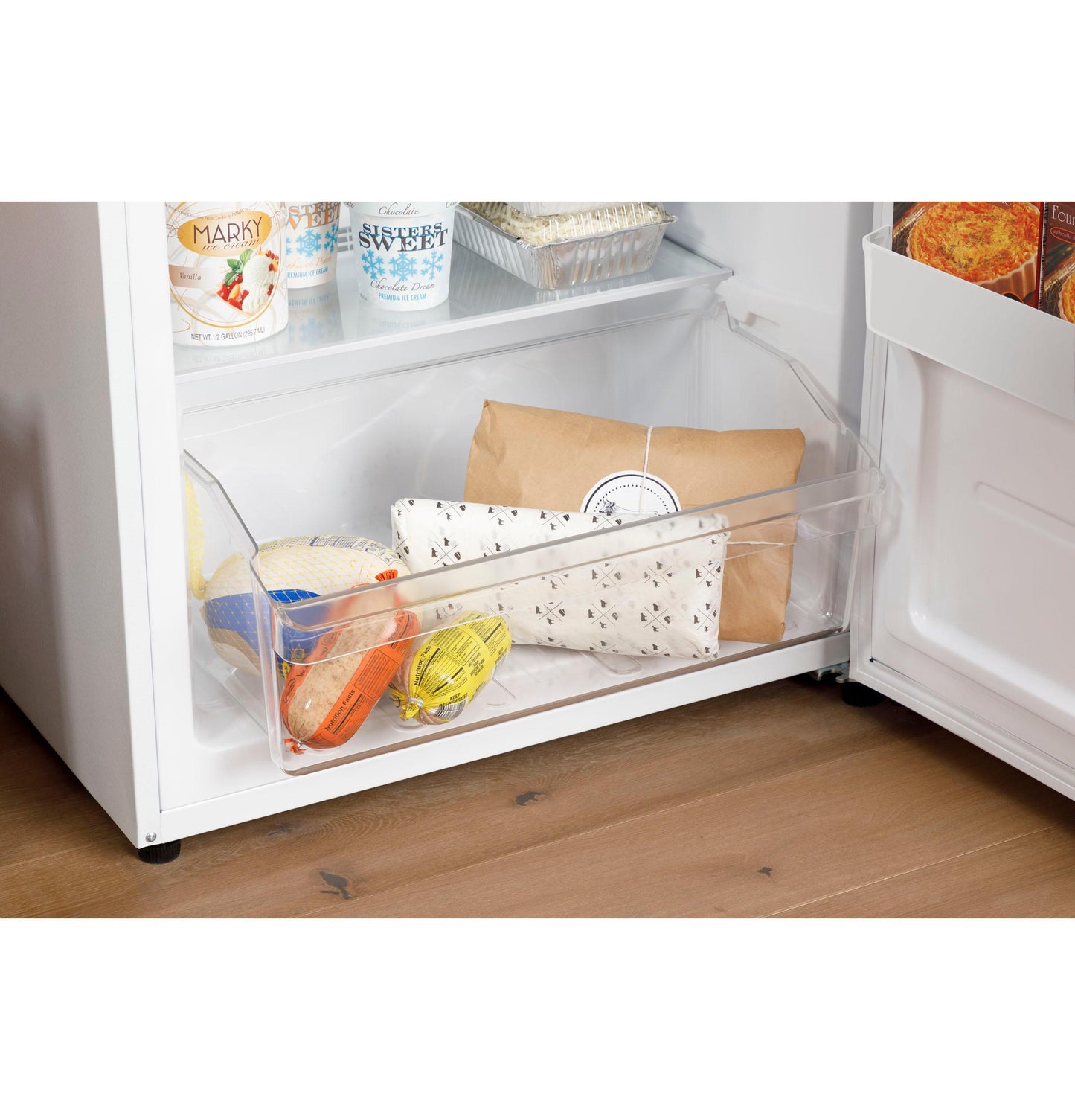 Hotpoint HUF13STRWW Hotpoint® 13 Cu. Ft. Frost-Free Upright Freezer