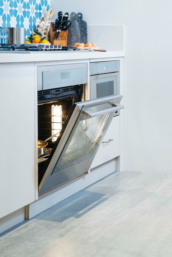 Thermador ME301WS 30-Inch Masterpiece® Single Built-In Oven