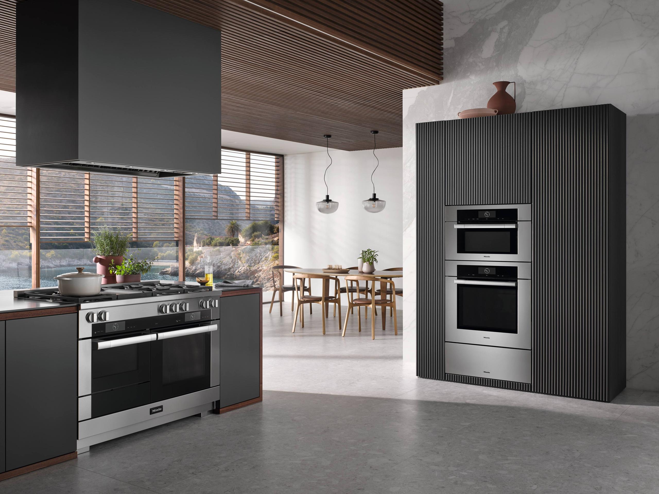 Miele HR19563GDFGDCLEANTOUCHSTEEL Hr 1956-3 G Df Gd - 48 Inch Range - The Dual Fuel All-Rounder With M Touch For The Highest Demands.