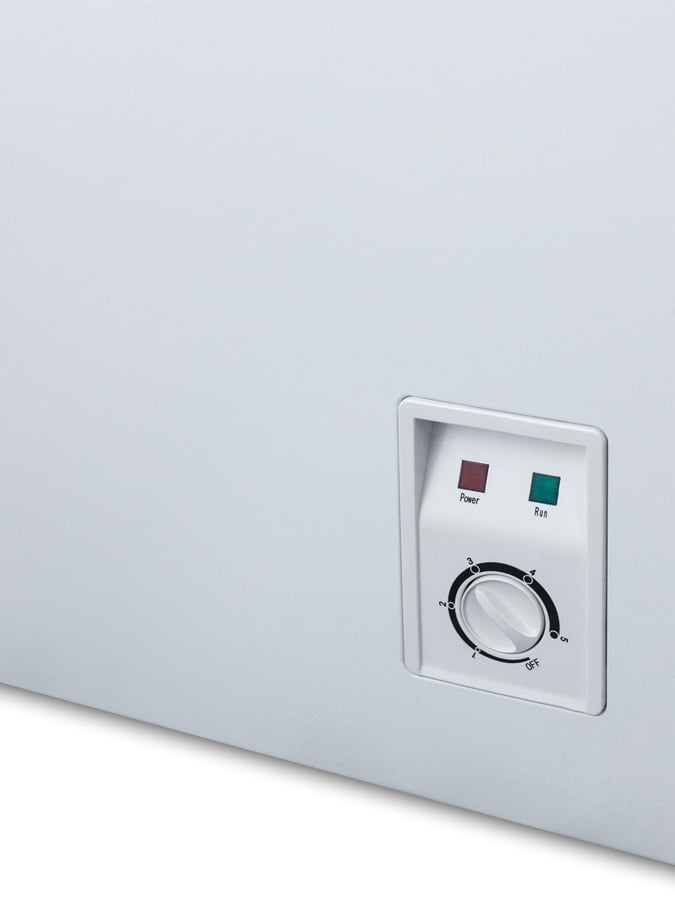 Summit WCH18W 18 Cu.Ft. Residential Chest Freezer In White