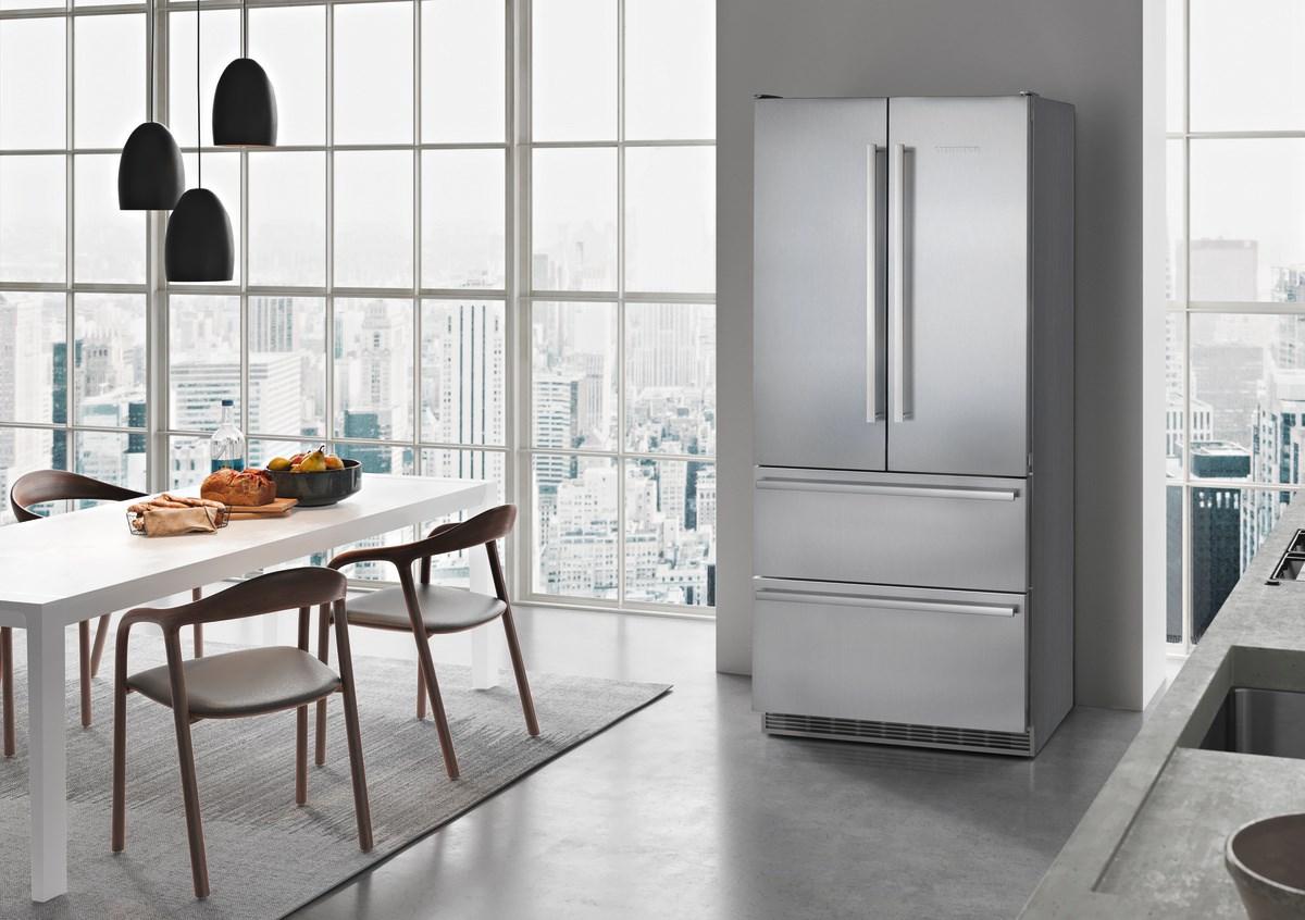 Liebherr CBS2092 Fridge-Freezer With Biofresh And Nofrost