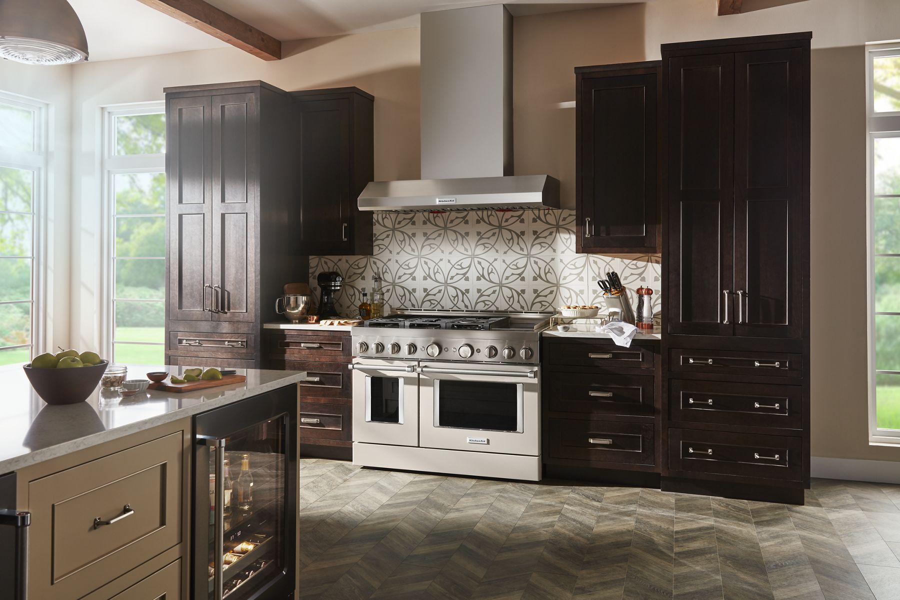 Kitchenaid KFGC558JMH Kitchenaid® 48'' Smart Commercial-Style Gas Range With Griddle - Milkshake