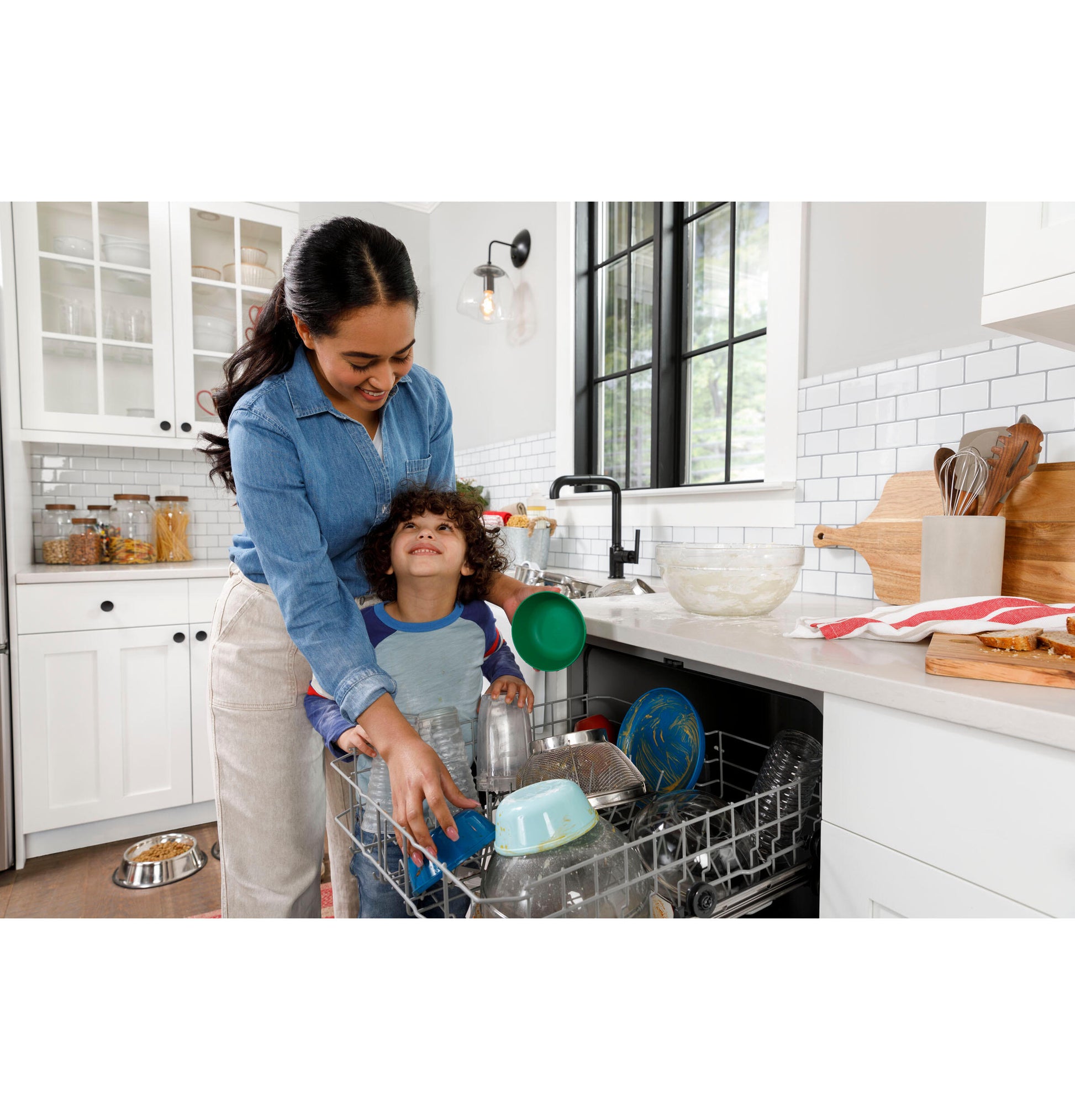 Hotpoint HDF310PGRWW Hotpoint® One Button Dishwasher With Plastic Interior