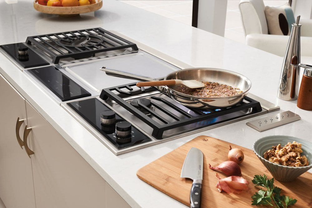 Wolf CG152TFS 15" Transitional Gas Cooktop