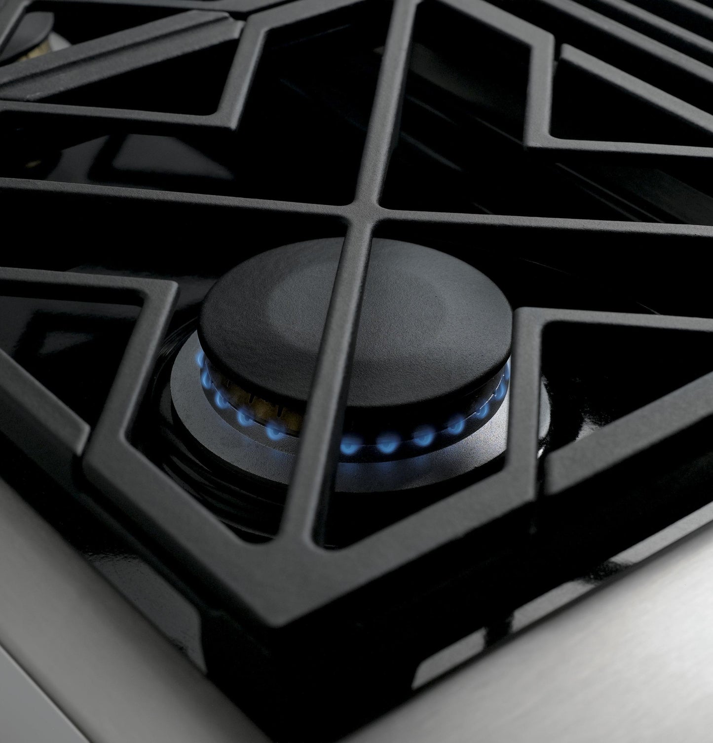 Monogram ZGU486NDPSS Monogram 48" Professional Gas Rangetop With 6 Burners And Griddle (Natural Gas)