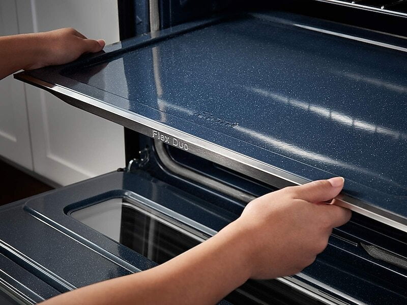 Samsung NX58K9850SG 5.8 Cu. Ft. Slide-In Gas Range With Flex Duo™ & Dual Door In Black Stainless Steel