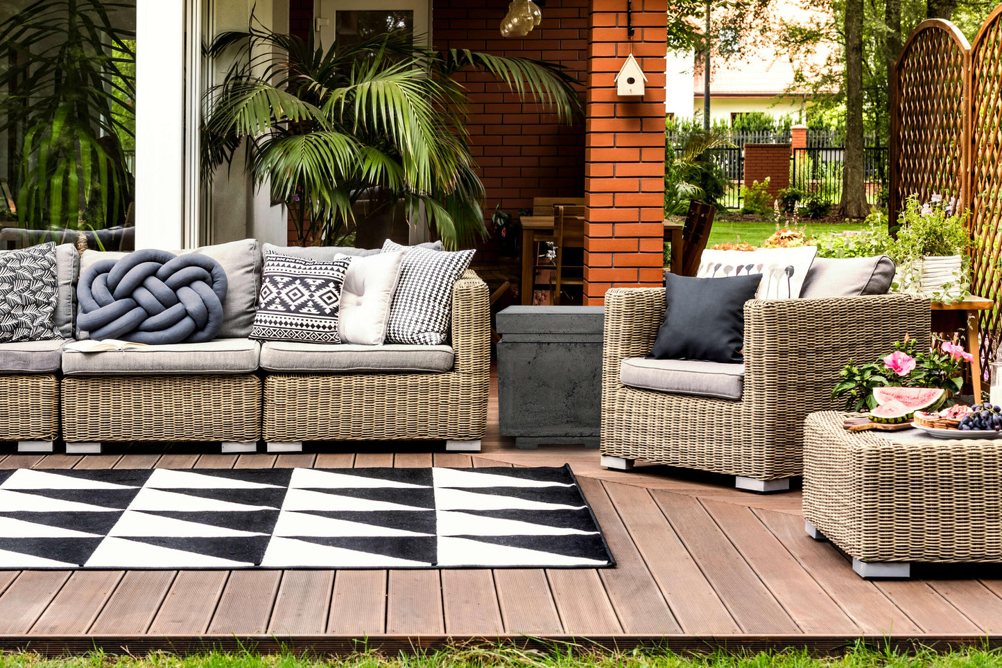 Xo Appliance XOFSQRENC20GR Matching Square Lp Tank Enclosure Gfrc - Gray