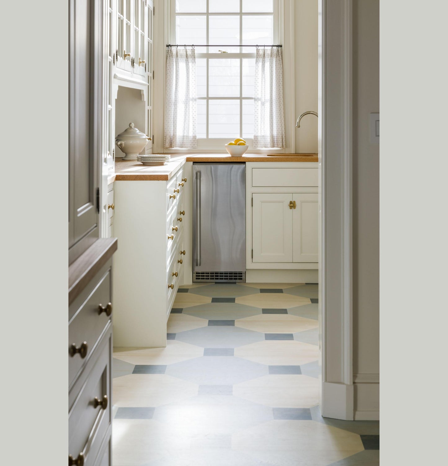 Ge Appliances UNC15NPRII Ice Maker 15-Inch - Nugget Ice