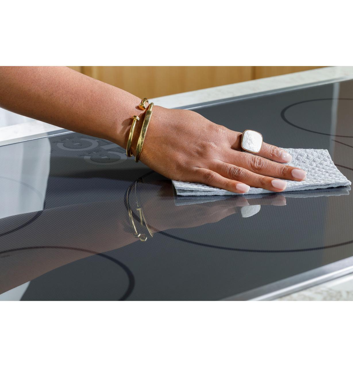 Cafe CHP90302TSS Café™ Series 30" Built-In Touch Control Induction Cooktop