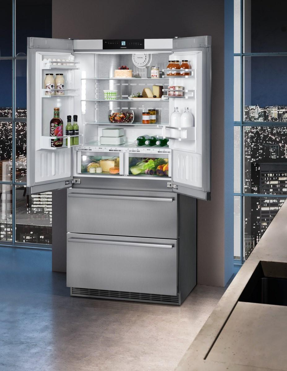 Liebherr CBS2092 Fridge-Freezer With Biofresh And Nofrost