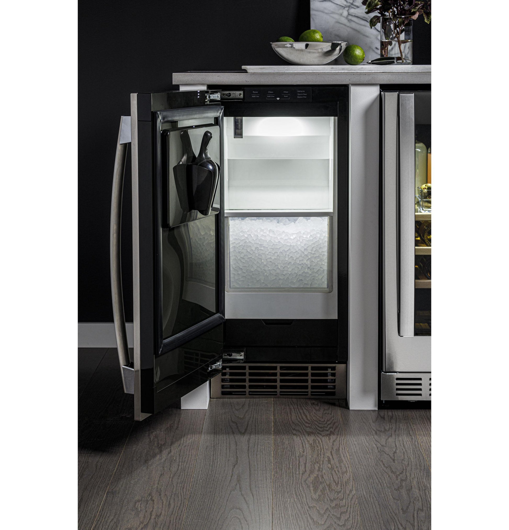 Ge Appliances UNC15NPRII Ice Maker 15-Inch - Nugget Ice