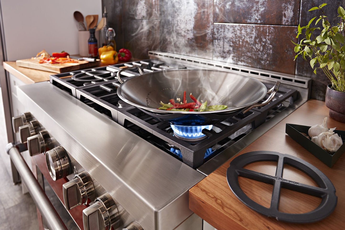 Kitchenaid KFGC506JSC Kitchenaid® 36'' Smart Commercial-Style Gas Range With 6 Burners - Scorched Orange