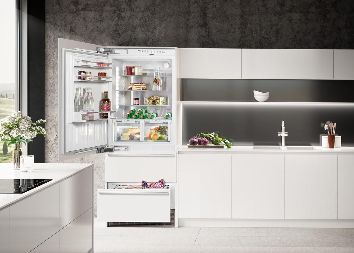 Liebherr HCB1591 Combined Refrigerator-Freezer With Biofresh And Nofrost For Integrated Use